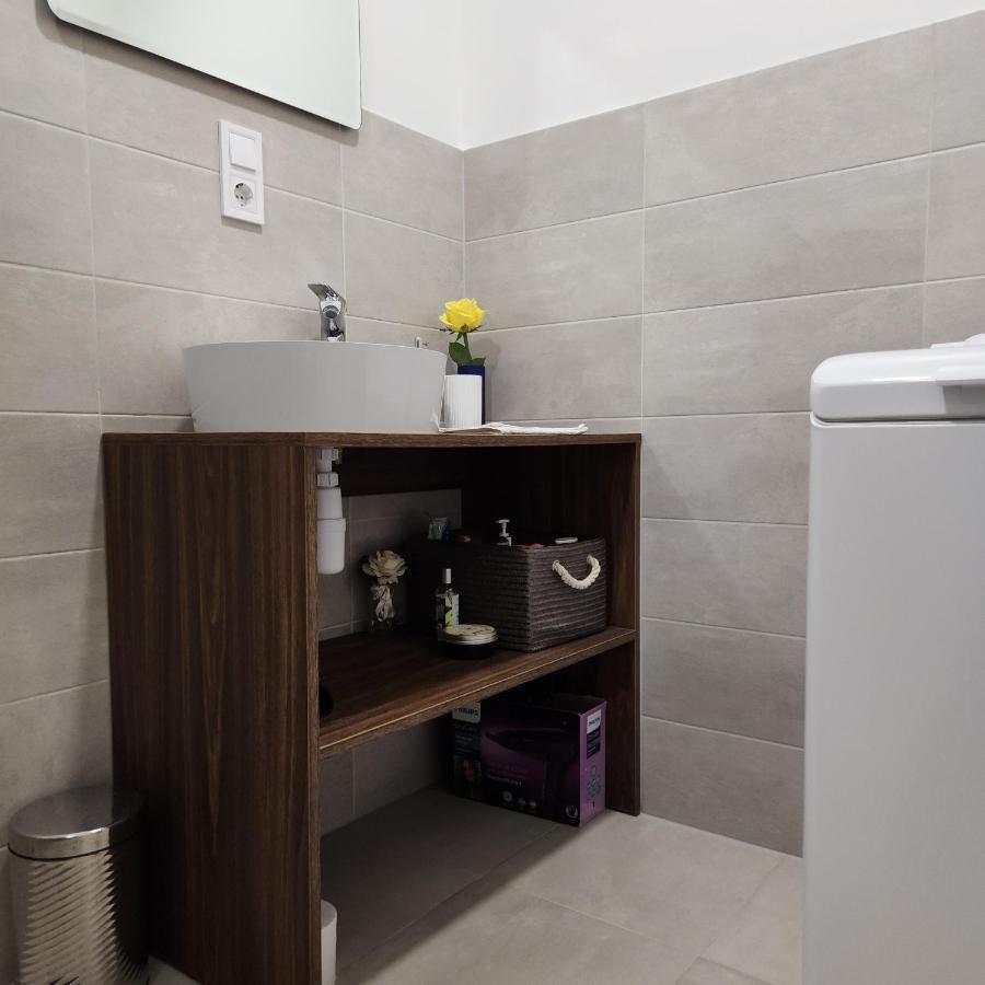 Charme Apartment Jelgava Buitenkant foto