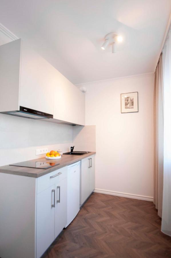 Charme Apartment Jelgava Buitenkant foto